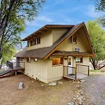 Allen Edgewater Retreat