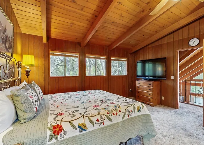 Allen Edgewater Retreat